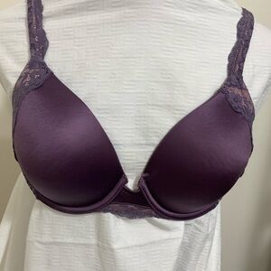 Chic Lace Trimmed Bra in Deep Purple